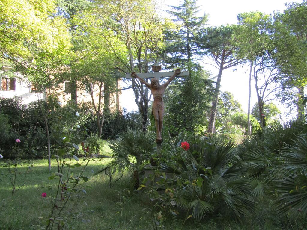 Monastero San Vincenzo - Casa Per Ferie Bassano Romano Exterior foto