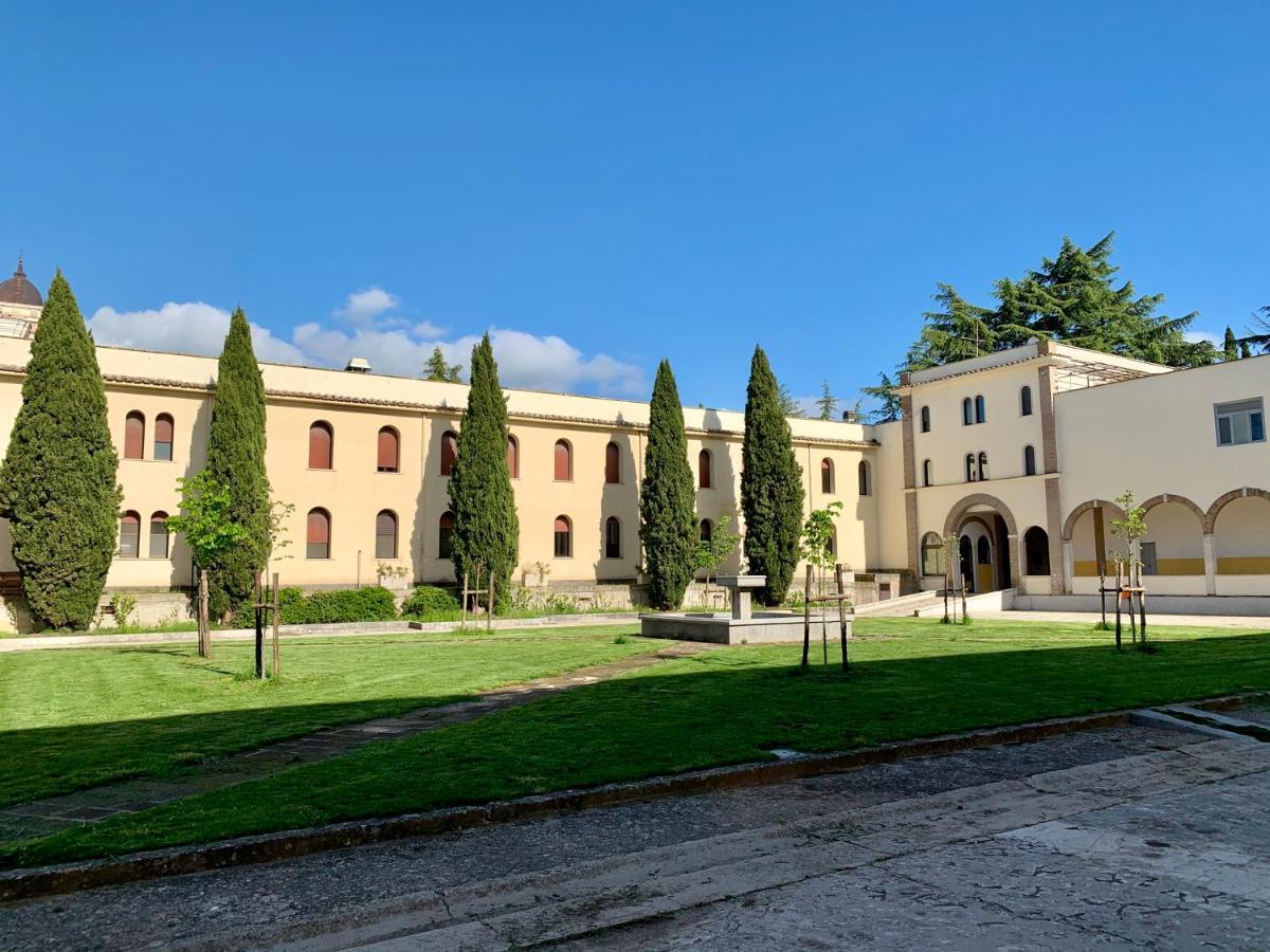 Monastero San Vincenzo - Casa Per Ferie Bassano Romano Exterior foto